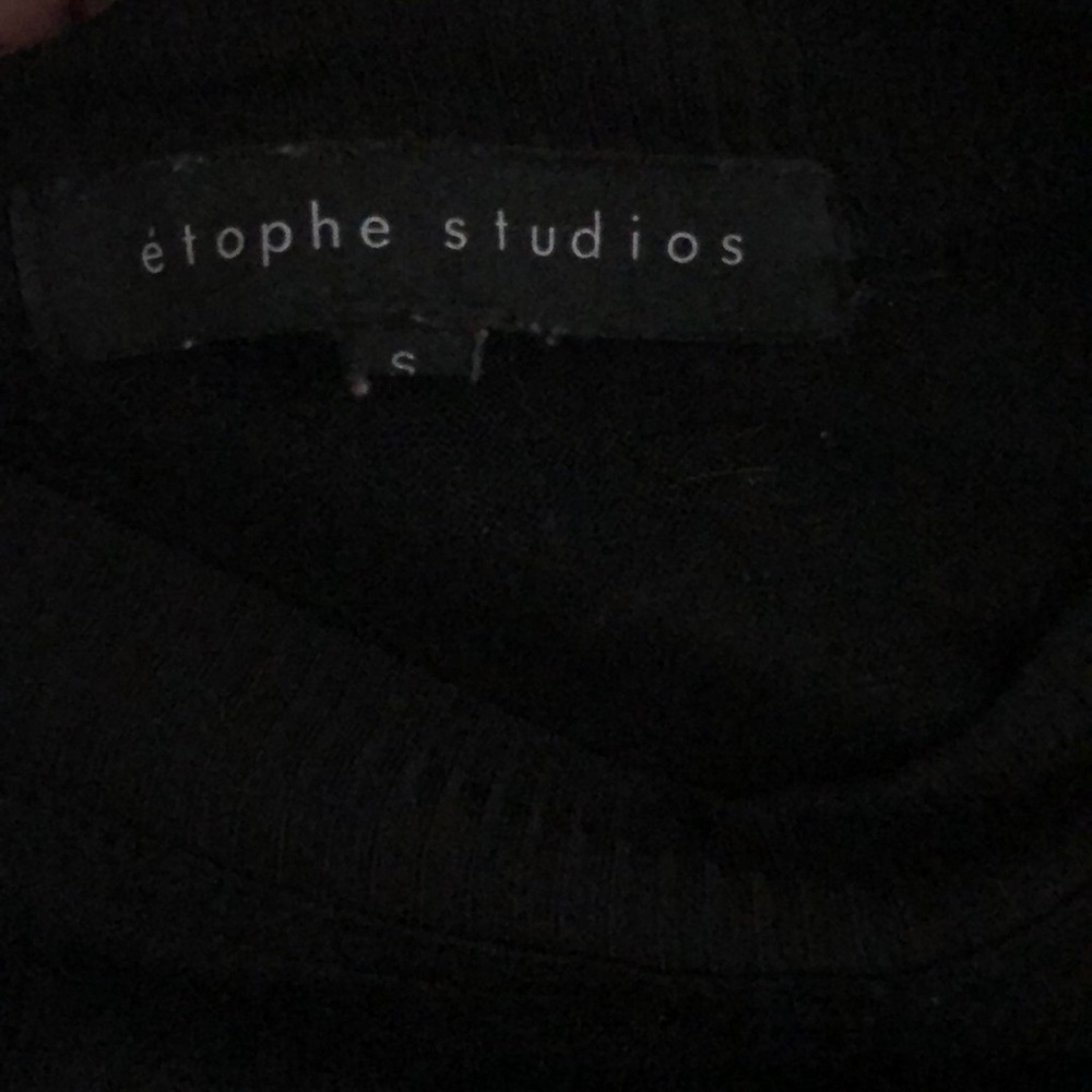 black blouse - Picture 5 of 5
